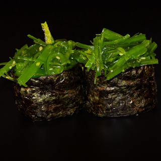 102. Gunkan Wakame  (2uds)