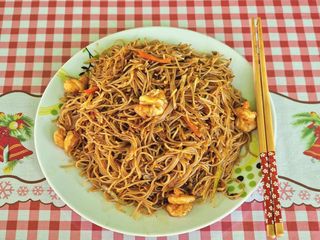 Spaghetti de orez cu creveti(Noodles)