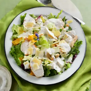 Ensalada Con Pollo
