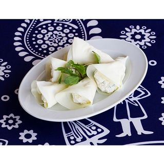 ნადუღი სულგუნის ფირფიტებში