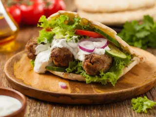 Döner kebab de falafel