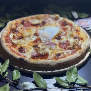 Pizza Caníbal