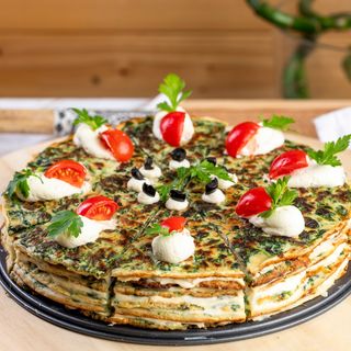 Спаначена палачинкова торта - 1 парче