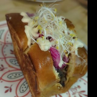 Brioche De Carrilleras