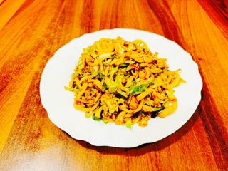 4 Prženi ručni rezanci