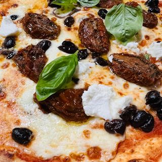 Pizza Mediterránea  (36 cm.)