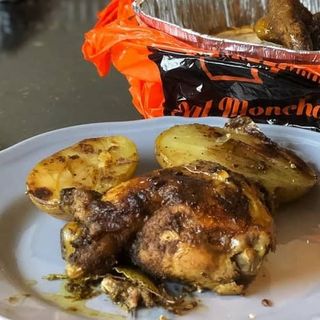1/2 Pollo A L'ast Con Patatas