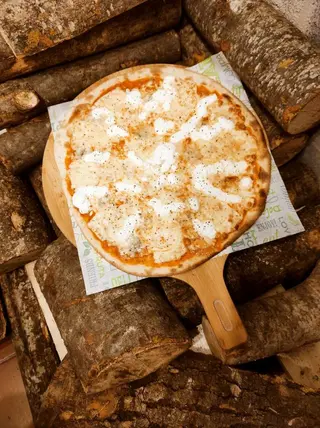 Pizza 4 Formatge (33 Cm.)