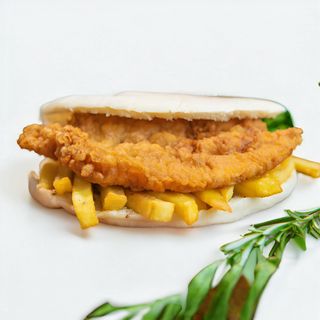 Sandwich șnițel de pui