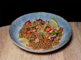 ТЯХАН З КУРЯЧІМ М'ЯСОМ І ОВОЧАМИ