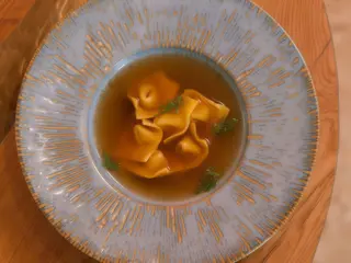 Курячий бульйон з капелетті (300g)