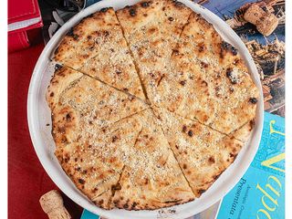 Фокачо з орегано та пармезаном (270g)