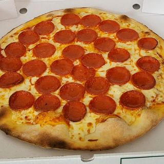 Pizza Calabresa com Catupiry