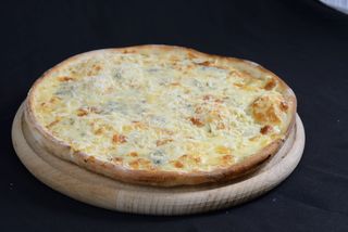 Pizza Quattro Formaggi Ø30cm