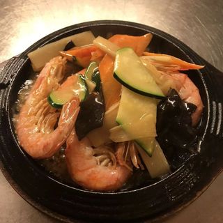 Gamberoni alla piastra con verdure