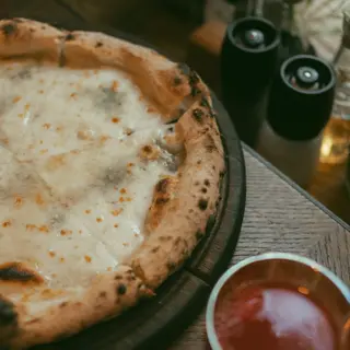 pizza 4 fromages