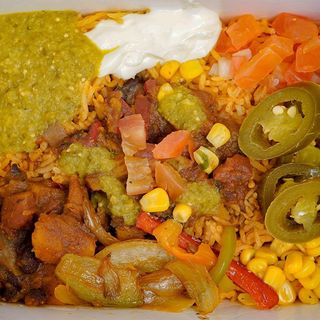 Burrito desnudo de chili vegano