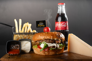 Blue Cheeseburger Meni 1