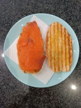 1/2 Bocadillo Frío De Salmón Ahumado