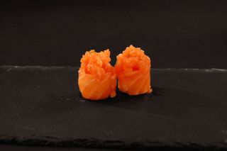 Gunkan spicy salmon - 2 pezzi