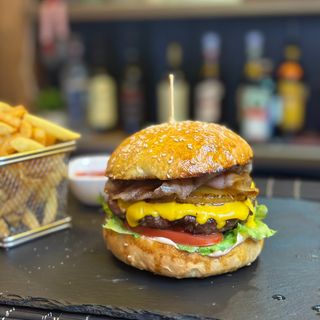 ანანასის ბურგერი / 