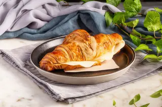 Croissant com queijo