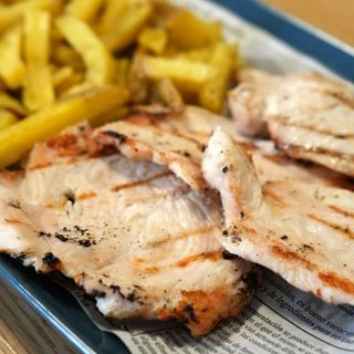 Menú Infantil De Pechuga A La Plancha