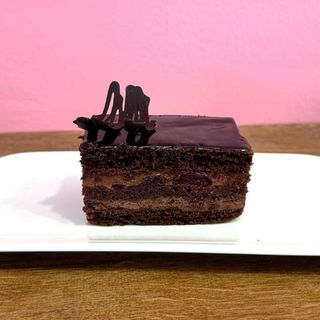 შოკოლადის სამარხვო ნამცხვარი ალუბლით