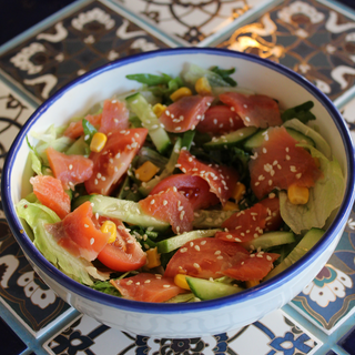 Салат з червоною рибою (150 гр)