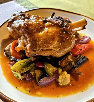 Свински джолан с кост (600г)