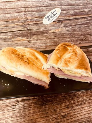 Bocadillo mixto,