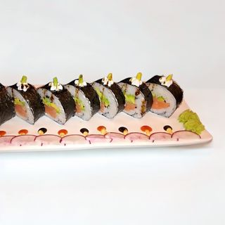 273 Futomaki Philadelphia e salmone crudo  8 pezzi