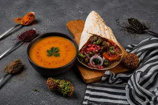 Falafel cu Sos de Vinete + Supa de Linte