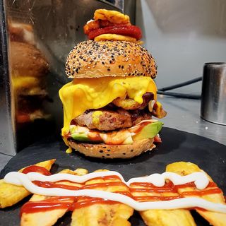 Hamburguesa Dominicana