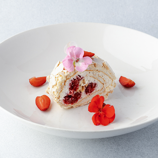 Меренговий рулет з малиною (150/50/30)