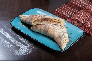 Calzone cu mere