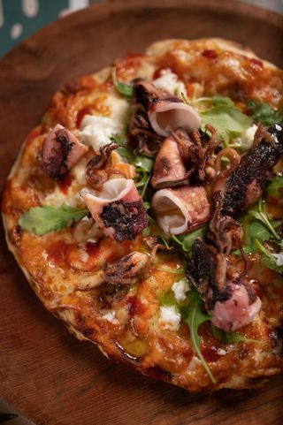 Pizza Mar Y Trufa (30 Cm.)