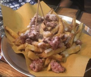 Patatine salsiccia & provola