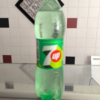 7UP 1,5 Lt