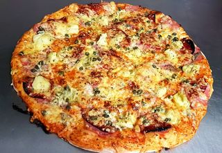 Pizza Valentona (Mediana)