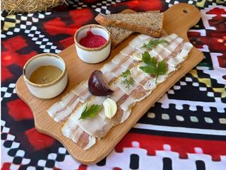 Сало підчеревина з гірчицею (200g)