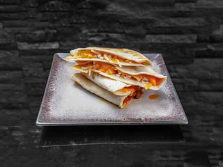 Quesadillas de cuatro quesos