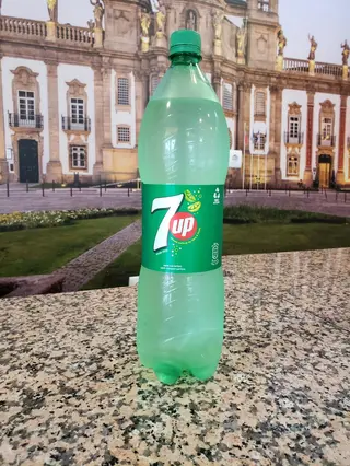 7UP  1.5L