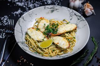 Лингвини Алио-олиями с мидиями