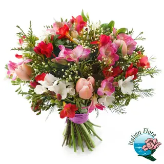 Bouquet di fiori di campo colorati