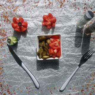 Salata de rosii si castraveti