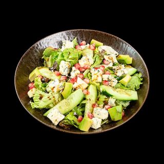 Листна салата със синьо сирене (300 гр))