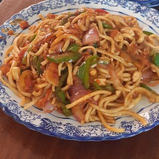 Fried Noodles With Tomatoes And Eggs