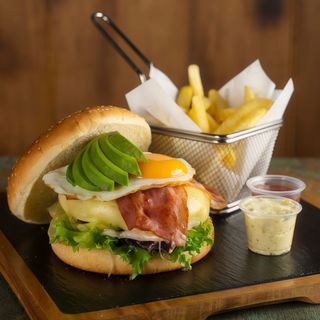 Hamburguesa San Cristóbal