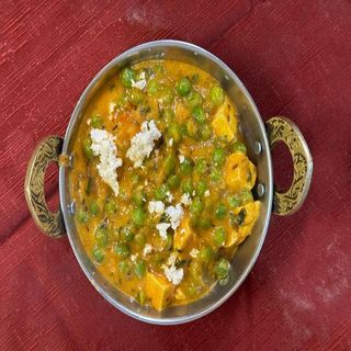 Matar paneer